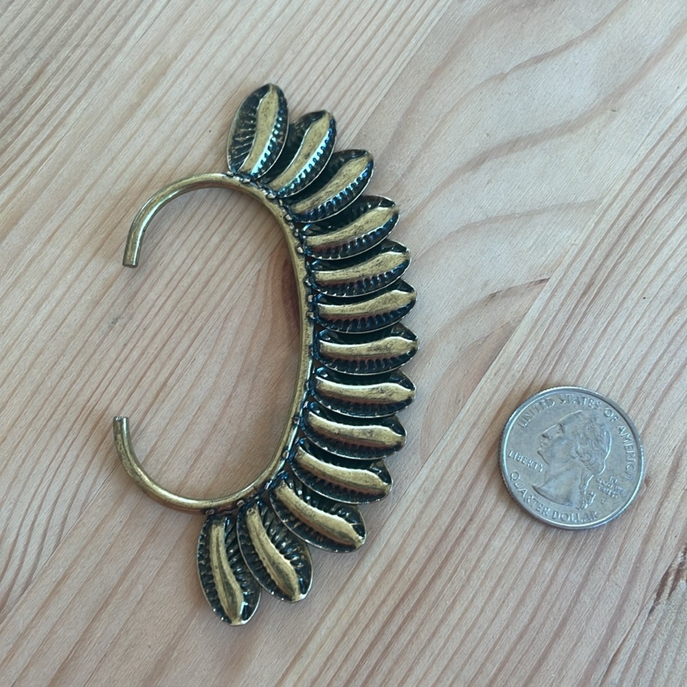 Cowrie ear cuff ASOS - Picture 4 of 4
